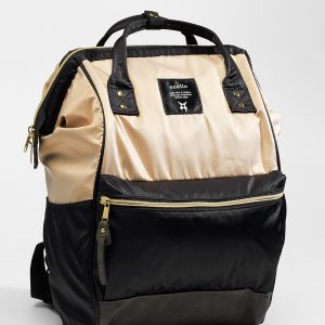After collecting years of feedback from users, Peak upgraded their award winning pack with style and function upgrades. 400D weatherproof exterior shell is proudly more sustainable than the previous model